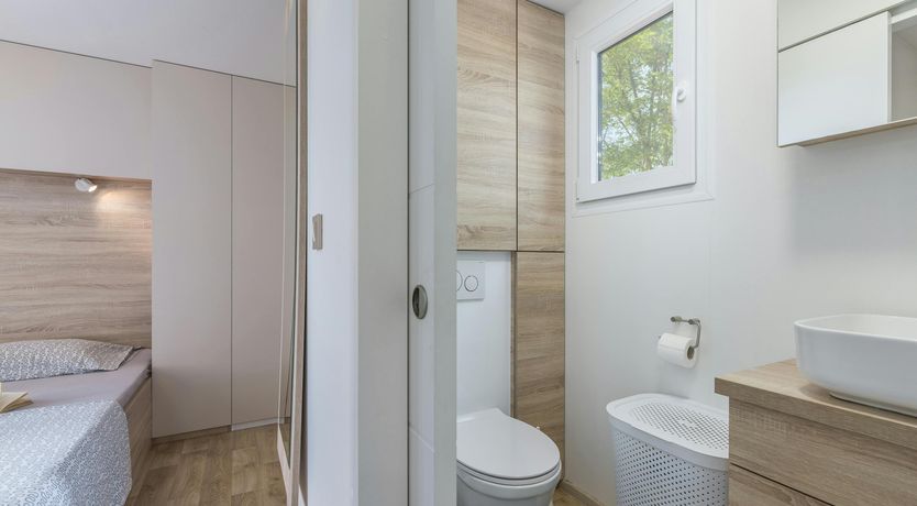 Photo of Silver-Hued Horizon