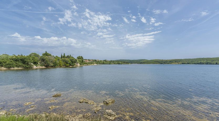 Photo of Silver-Hued Horizon