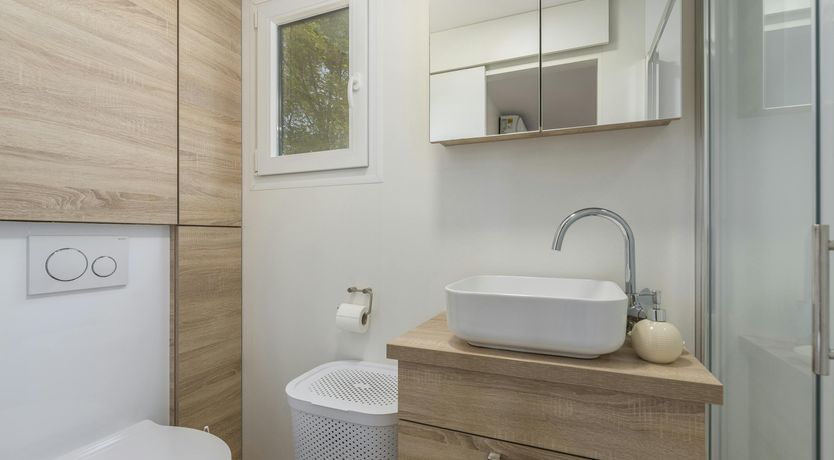 Photo of Silver-Hued Horizon