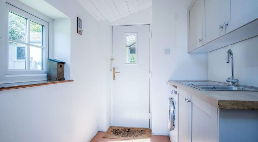 Photo of The Sea on My Mind