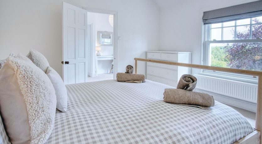 Photo of The Sea on My Mind