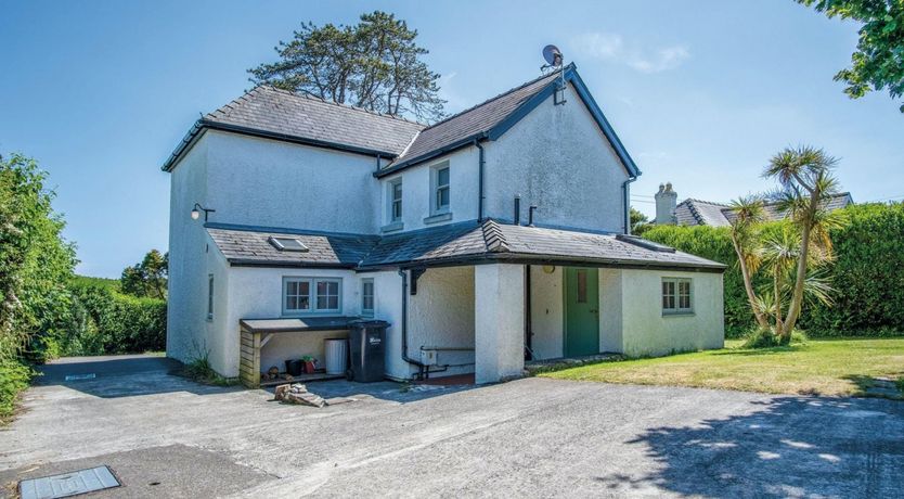 Photo of The Sea on My Mind