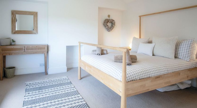 Photo of The Sea on My Mind