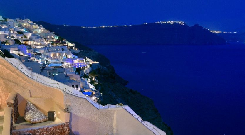 Photo of Moonstone & Olive