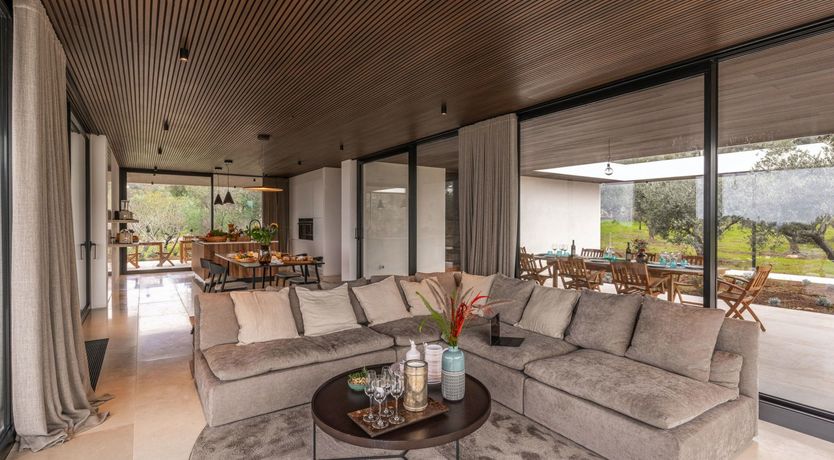 Photo of Love & Roses