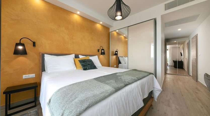 Photo of Pines to the Beach