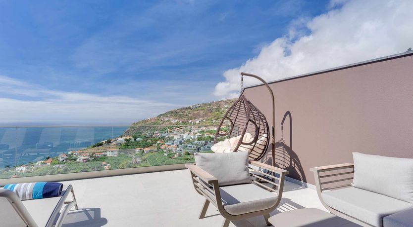 Photo of Blue Reflection