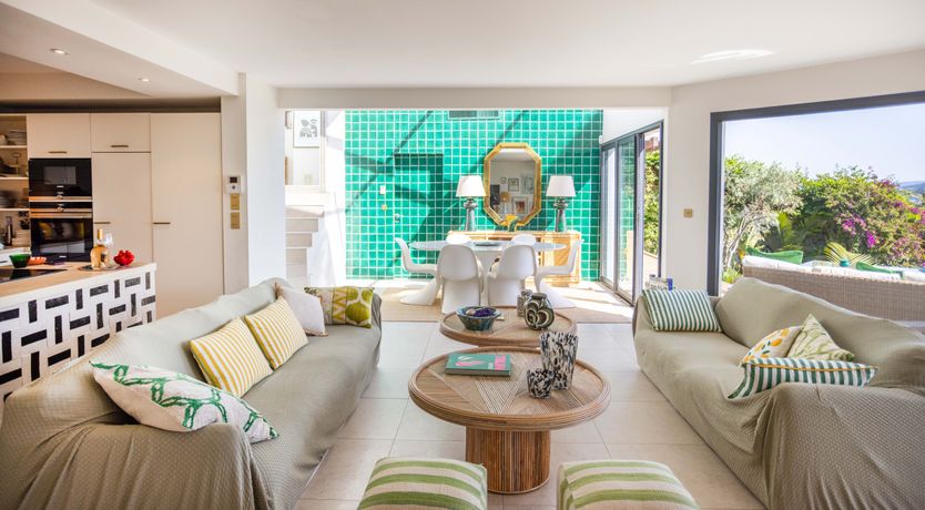 Photo of The Hazy Horizon