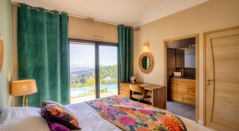 Photo of The Hazy Horizon