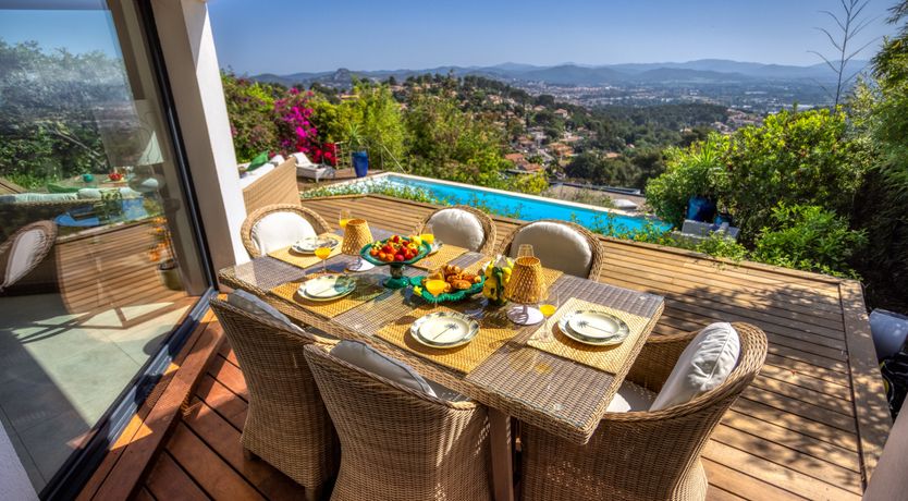 Photo of The Hazy Horizon