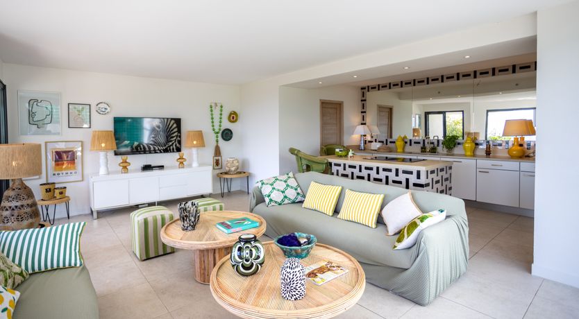 Photo of The Hazy Horizon