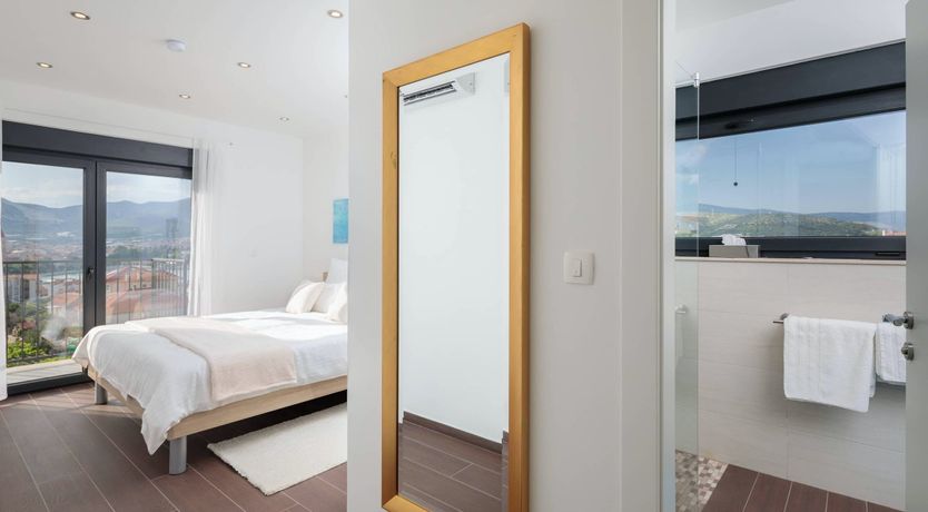 Photo of Sea Mountain