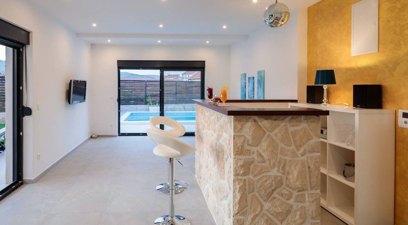 Photo of Sea Mountain