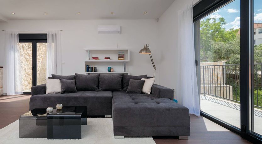 Photo of Sea Mountain