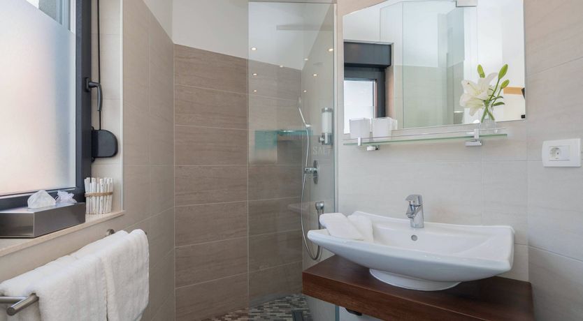 Photo of Sea Mountain