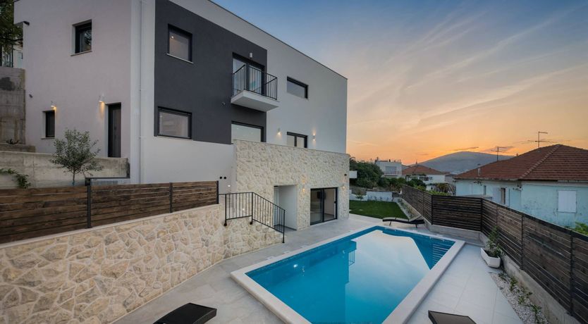 Photo of Sea Mountain