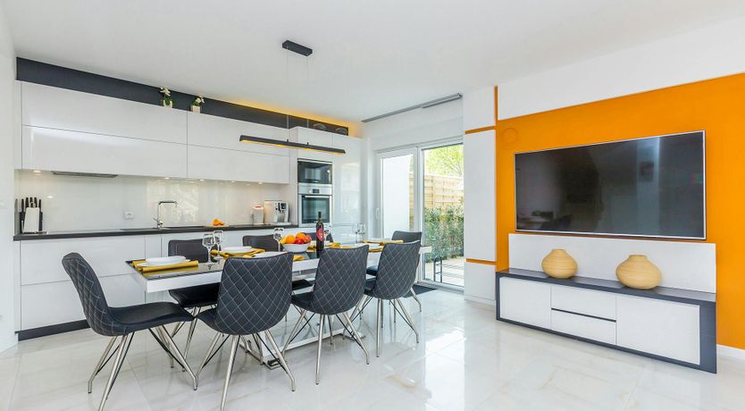 Photo of The Pure Blue