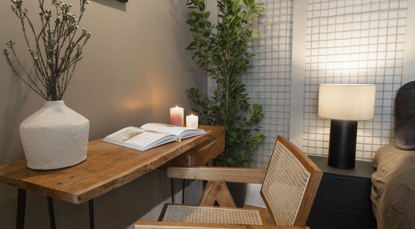 Photo of Tangerine & Black