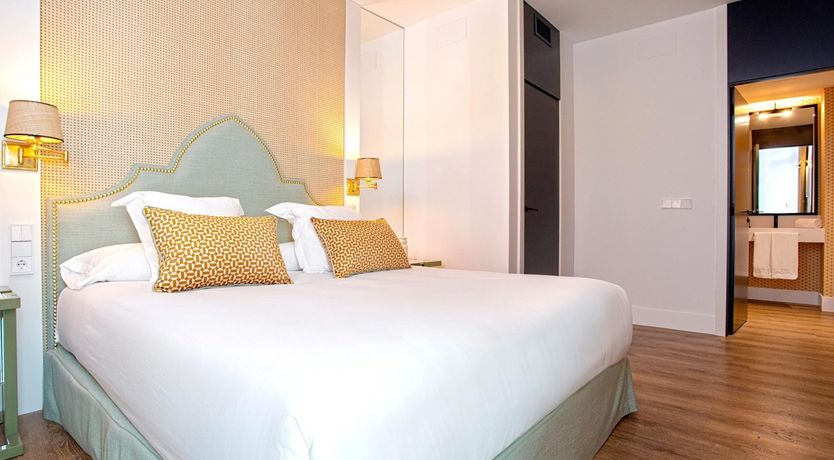 Photo of Indigo & Gold