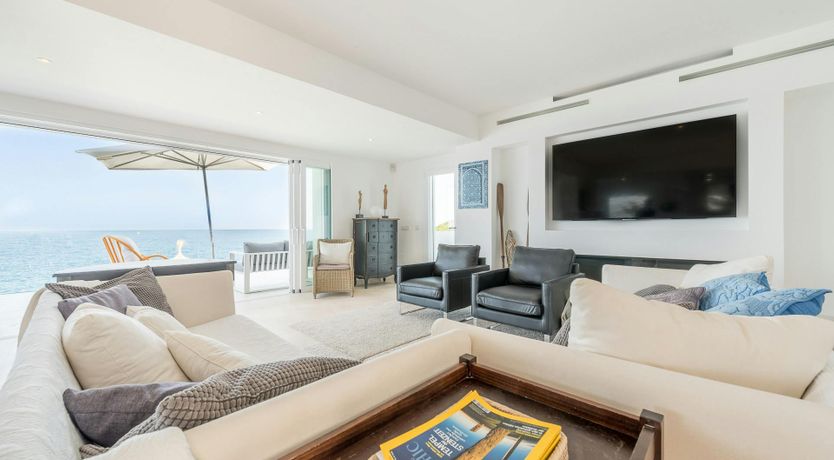 Photo of Floating In the Sunshine