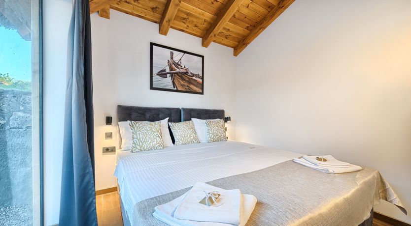 Photo of The Garden of Ester