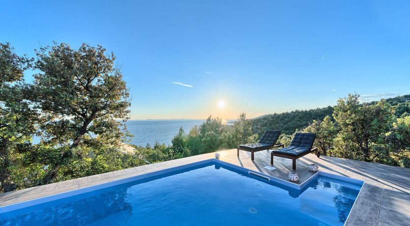 Photo of The Garden of Ester