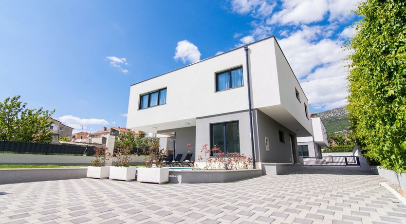 Photo of The Master of The Mountain