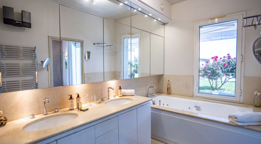 Photo of La Mère Lumière