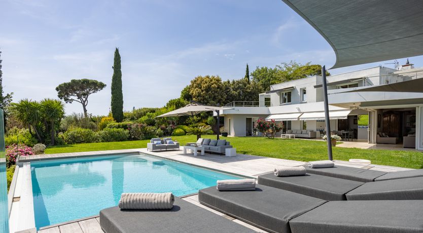 Photo of La Mère Lumière