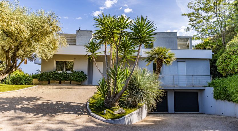 Photo of La Mère Lumière