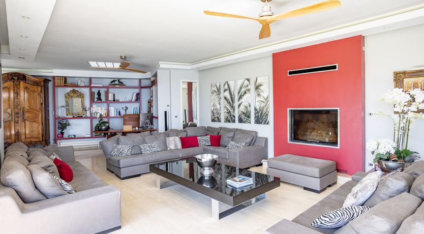 Photo of La Mère Lumière