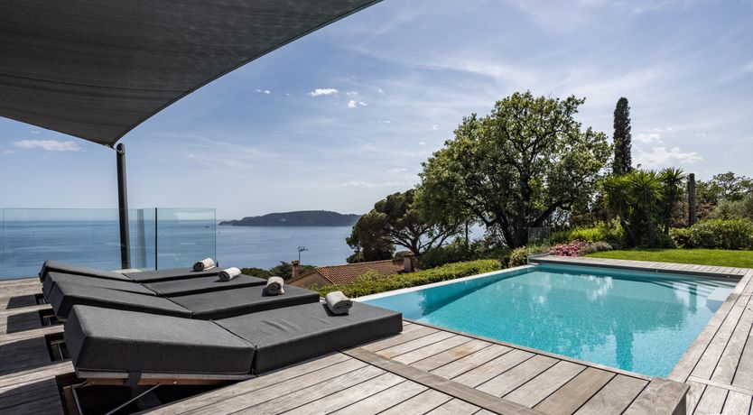 Photo of La Mère Lumière