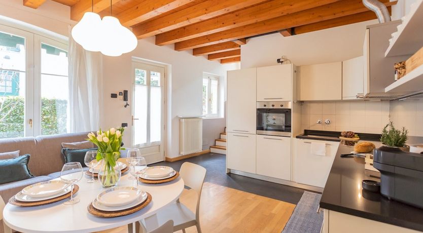 Photo of La Dolce Sposa