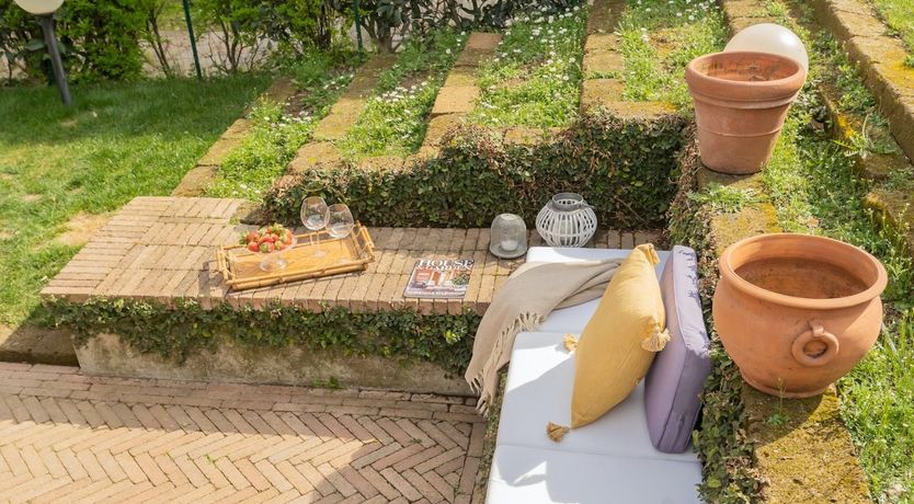 Photo of La Dolce Sposa