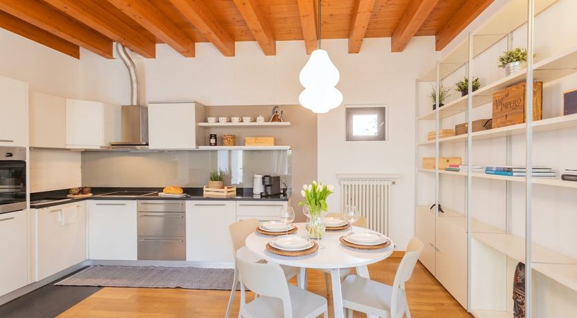 Photo of La Dolce Sposa