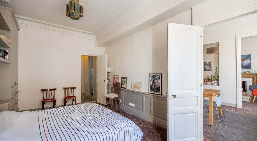 Photo of A Thousand Leaves