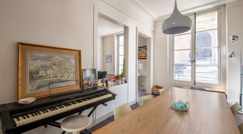 Photo of A Thousand Leaves