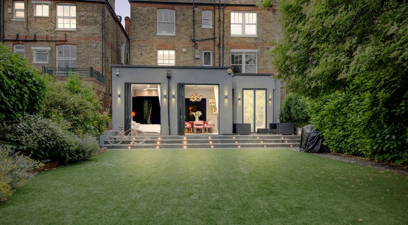 Photo of London Charm