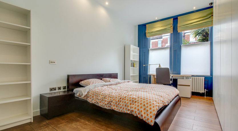 Photo of London Charm