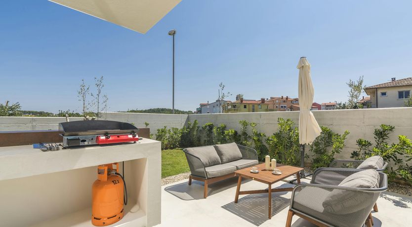 Photo of A Painted World