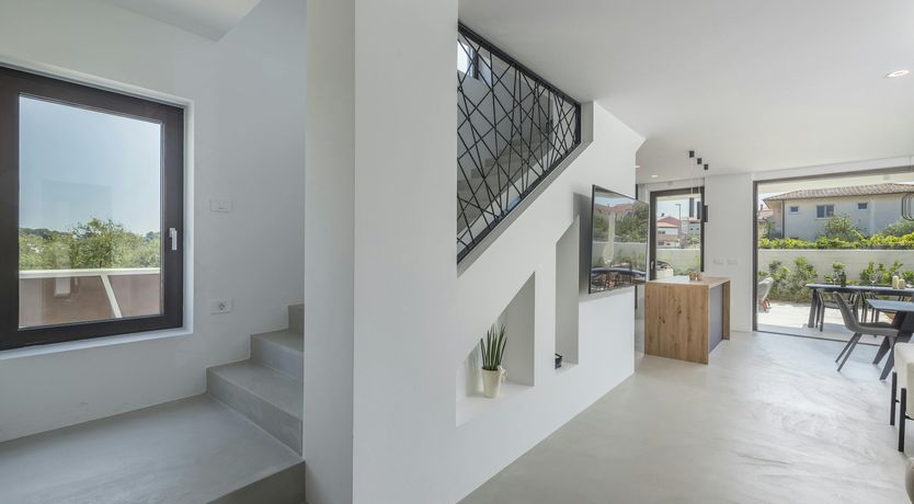 Photo of A Painted World