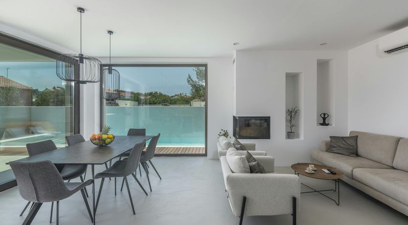 Photo of A Painted World