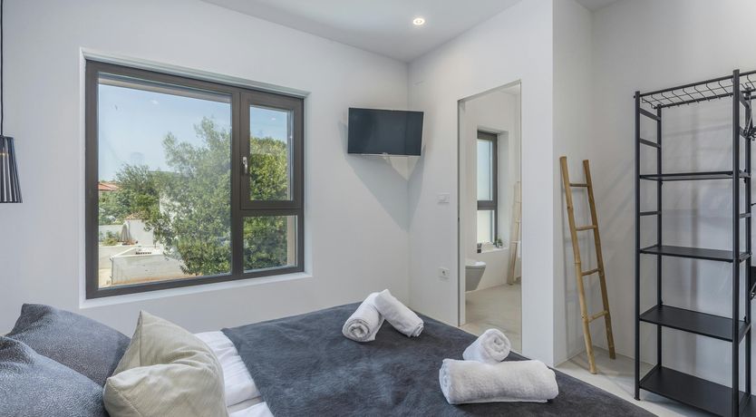 Photo of A Painted World