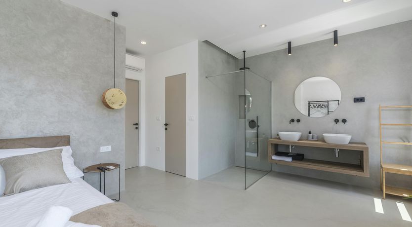 Photo of A Painted World