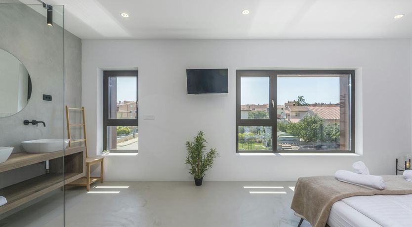 Photo of A Painted World