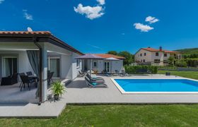 Photo of the-spiroglissa