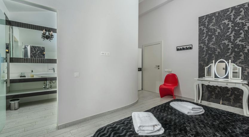 Photo of Village Veranda