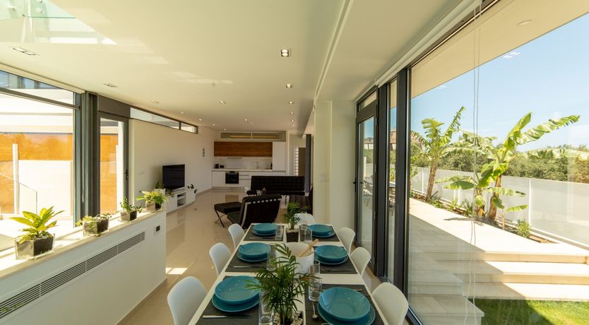 Photo of The Great Glass Ceiling