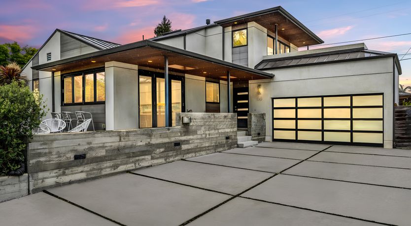 Photo of Blue Moon Mountain