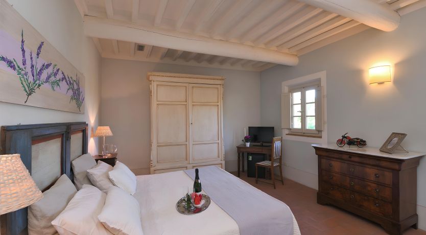 Photo of The Tuscan Rest